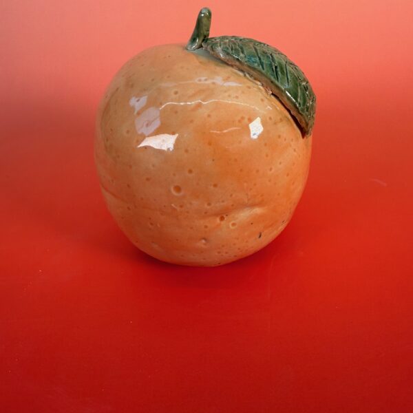 Maddie Wu - Orange Rattle